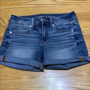American Eagle “super stretch” midi short USsize 4